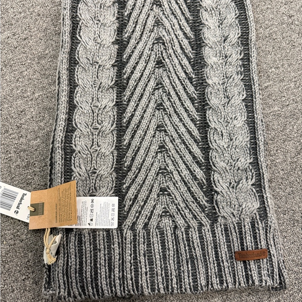 NWT Timberland Gray Cable Knit Scarf